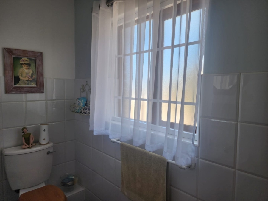 3 Bedroom Property for Sale in Summerstrand Eastern Cape